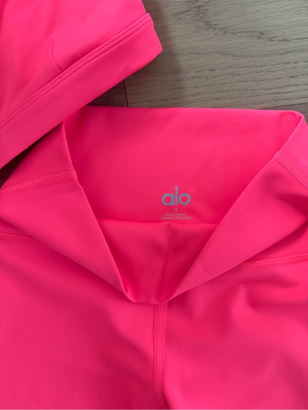 ALO Yoga Airlift Legging and Bra in Fluorescent Pink Coral - Picture 3 of 4